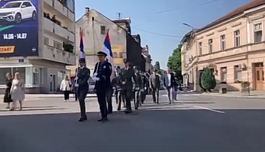 Oštre reakcije iz Sarajeva na marš Vojske Srbije kroz Prijedor