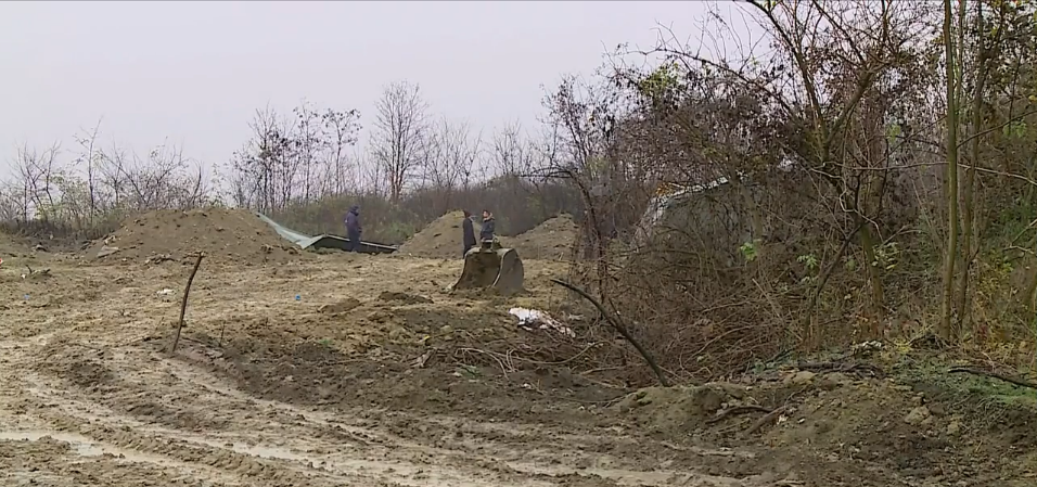 Ispraćaj 11 civilnih stradalnika iz Domovinskoga rata iz masovne grobnice u Boboti