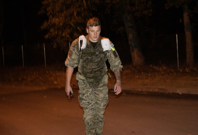 BRAVO, MATIJA! NAŠ VOJNIK RASTURIO U POLJSKOJ: Pod punom opremom pješačio noću…