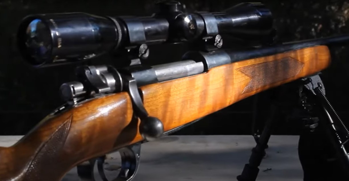 FBI objavio detalje o pušci pronađenoj na mjestu bijega napadača