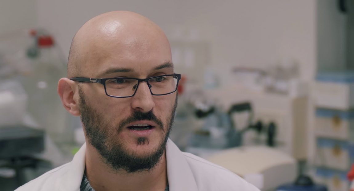 Virusni imunolog: “VIRUS ĆE SE ŠIRITI I AKO SVE PROCIJEPIMO”