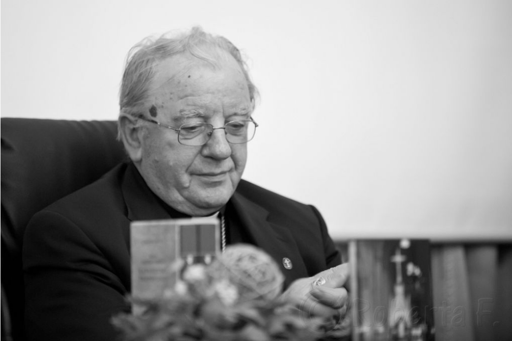 Danas je pogreb msgr. Bogovića: Tko je bio u puku omiljeni hrvatski biskup?