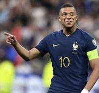 Mbappe potpisao za Real! Objavljeni detalji ugovora, a poznato je i kolika mu je plaća