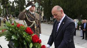 DRŽAVA U DRŽAVI Za Ministarstvo branitelja fiksni tečaj konverzije kune u euro ne vrijedi. Pogledajte kako preračunavaju 'jer im je tako lakše'