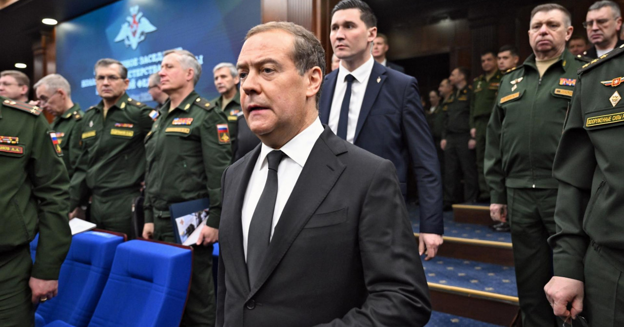 NUKLEARNO ODVRAĆANJE Jeziva prijetnja Dmitrija Medvedeva: ‘Nastavi li Kijev, nećemo imati izbora. Aktivirat ćemo paragraf 19‘