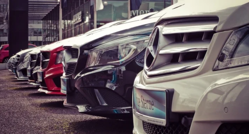 Uskok o detaljima velike istrage: uvozili i prodavali luksuzne automobile pa utajili milijun eura