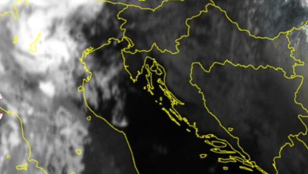 Moguća grmljavina, pljuskovi, ali i jače oluje: Pogledajte što se događa s vremenom