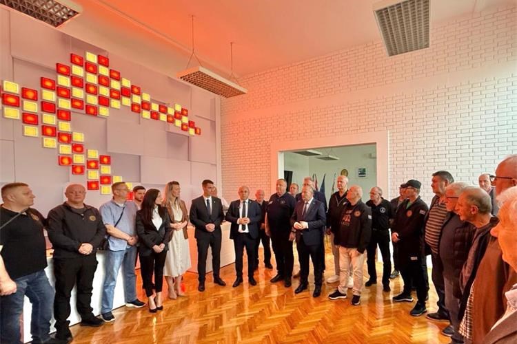 Ministar Medved otvorio memorijalni turnir u Vukovaru i memorijalnu sobu u Vinkovcima