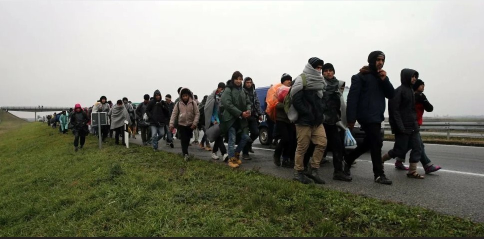 BROJ ILEGALNIH PRELAZAKA DRASTIČNO RASTE Mađarska produljuje 'krizno stanje' zbog novog migrantskog vala: Ovo će biti prilika za ekstremiste da uđu u srce Europe