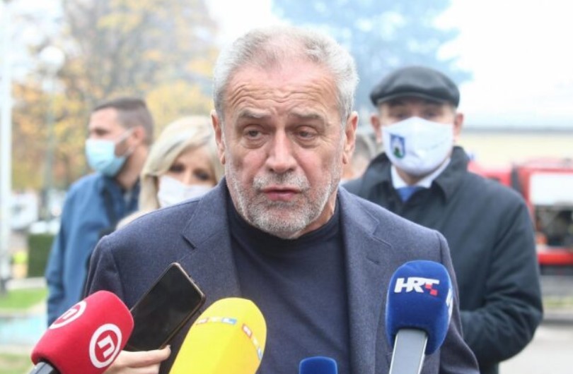 PROPJEVAO KUTLE! Bandić u panici! Skandal uoči izbora: Otkriveni detalji frapantne prepiske