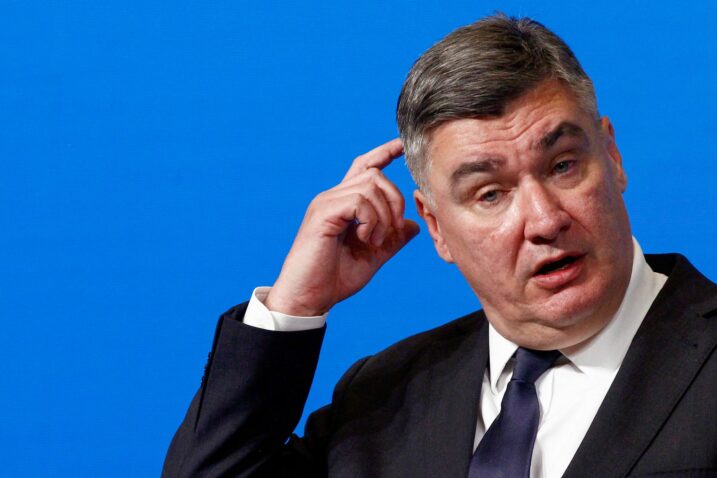 Milanović s autorima monografije o Riječanima u Domovinskom ratu