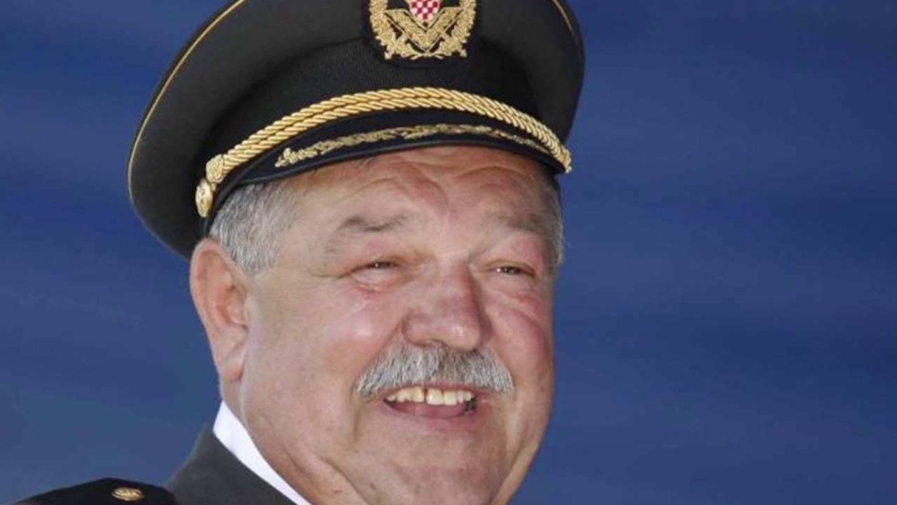 04. srpnja 1951. rođen Mile Dedaković Jastreb – legendarni zapovjednik obrane Vukovara