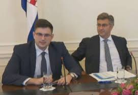 IZA ZATVORENIH VRATA: U Vladi spremaju krizni plan, branit će svojega šefa do posljednjeg ministra! ‘Može se ona prezivati Žalac, ali ne damo da ubode u kritičnu točku’