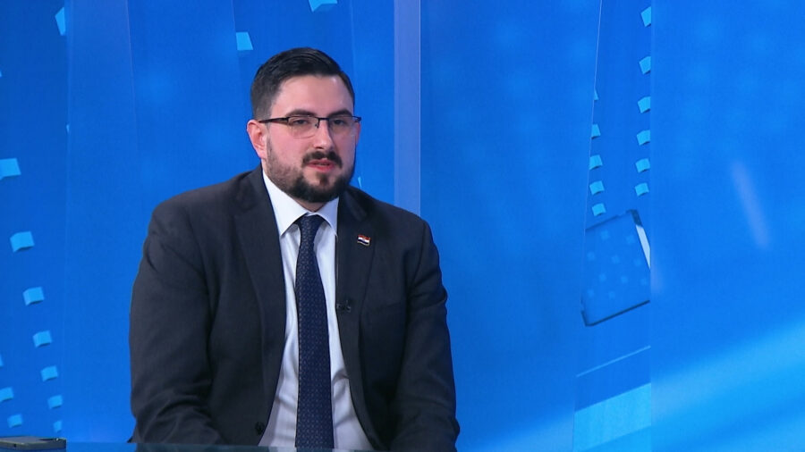 Glasnogovornik Vlade se oglasio o napisima Nacionala