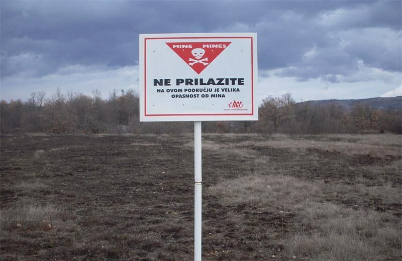Dvije osobe poginule prilikom razminiranja u Lici