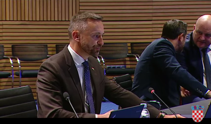 Vlada predlaže povećanje naknada za nezaposlene i uređuje minimalnu plaću prema EU direktivi