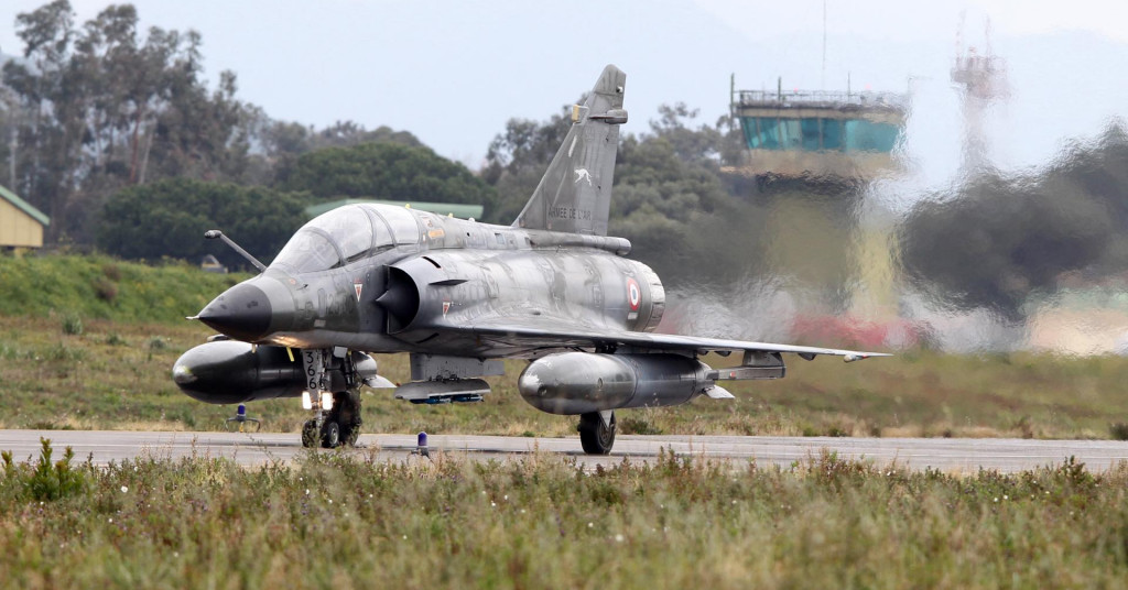 Pilota svezali za stup i pucali oko njega iz borbenog aviona u obredu inicijacije: ‘Bio je to ruski rulet‘