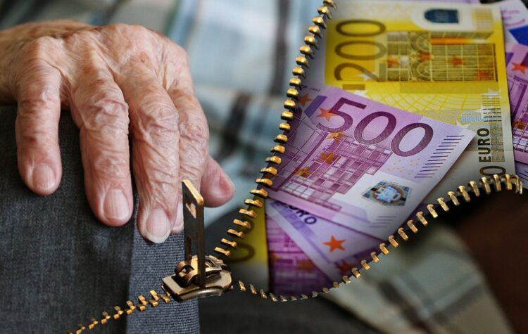 Mijenjaju se zakoni o mirovinama, što to znači za građane?