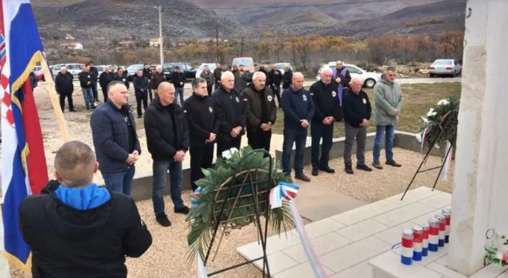 VUKOVI SA SVILAJE / Obilježena 30. obljetnica Vukova sa Svilaje, junaka Domovinskog rata iz Mirlović polja.