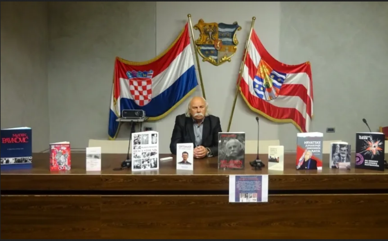 Mladen Pavković predstavio čak 10 knjiga!