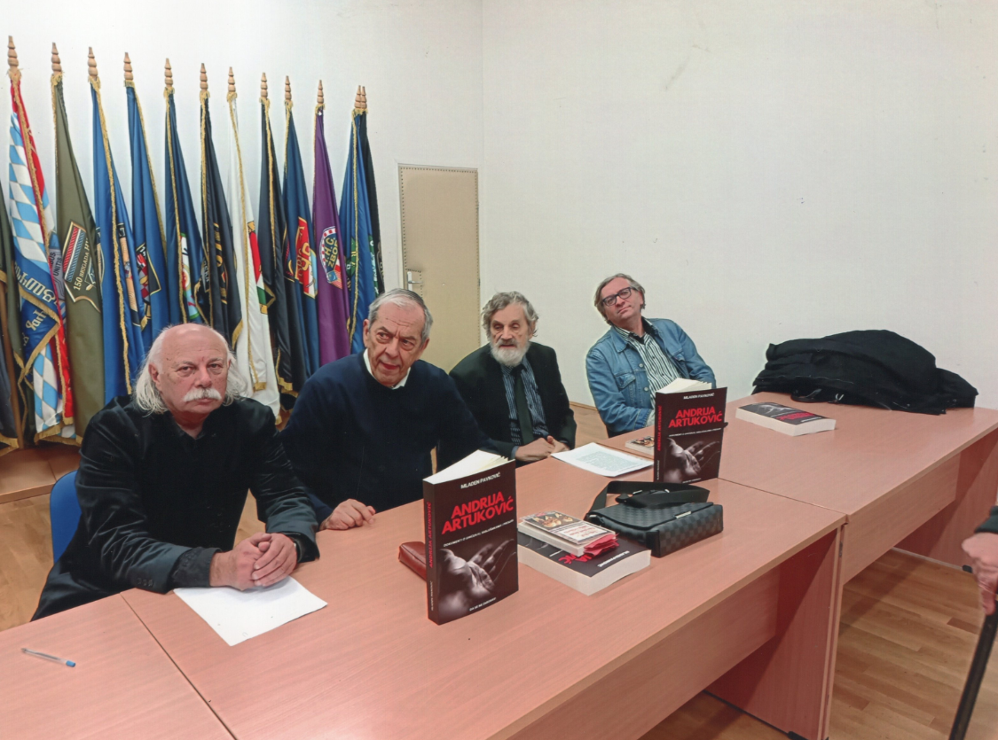 Veliko zanimanje za novu Pavkovićevu knjigu