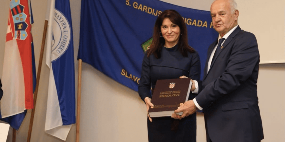 Monografije o slavnim postrojbama Hrvatske vojske predstavljene u Đakovu i Osijeku: Trajni zapis o obrani istoka Hrvatske