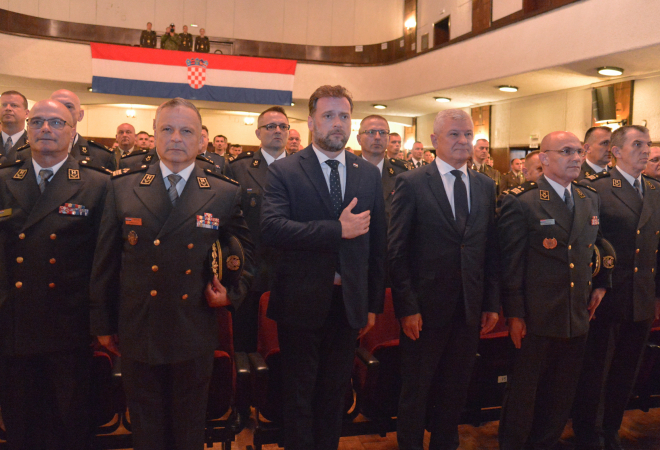 VELIKA SVEČANOST U MORH-u: 82 polaznika završila vojnu školu, ministar najavio velike promjene