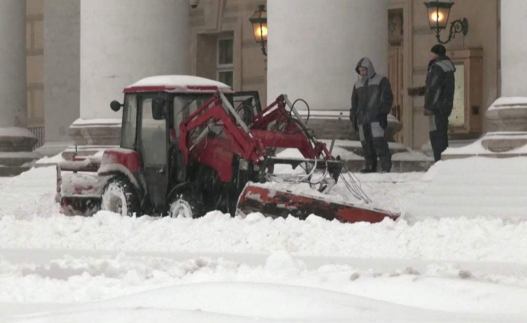 Ekstremni snježni kaos pogađa Moskvu: Guverner upozorava na najjače padaline u zadnjih 40 godina