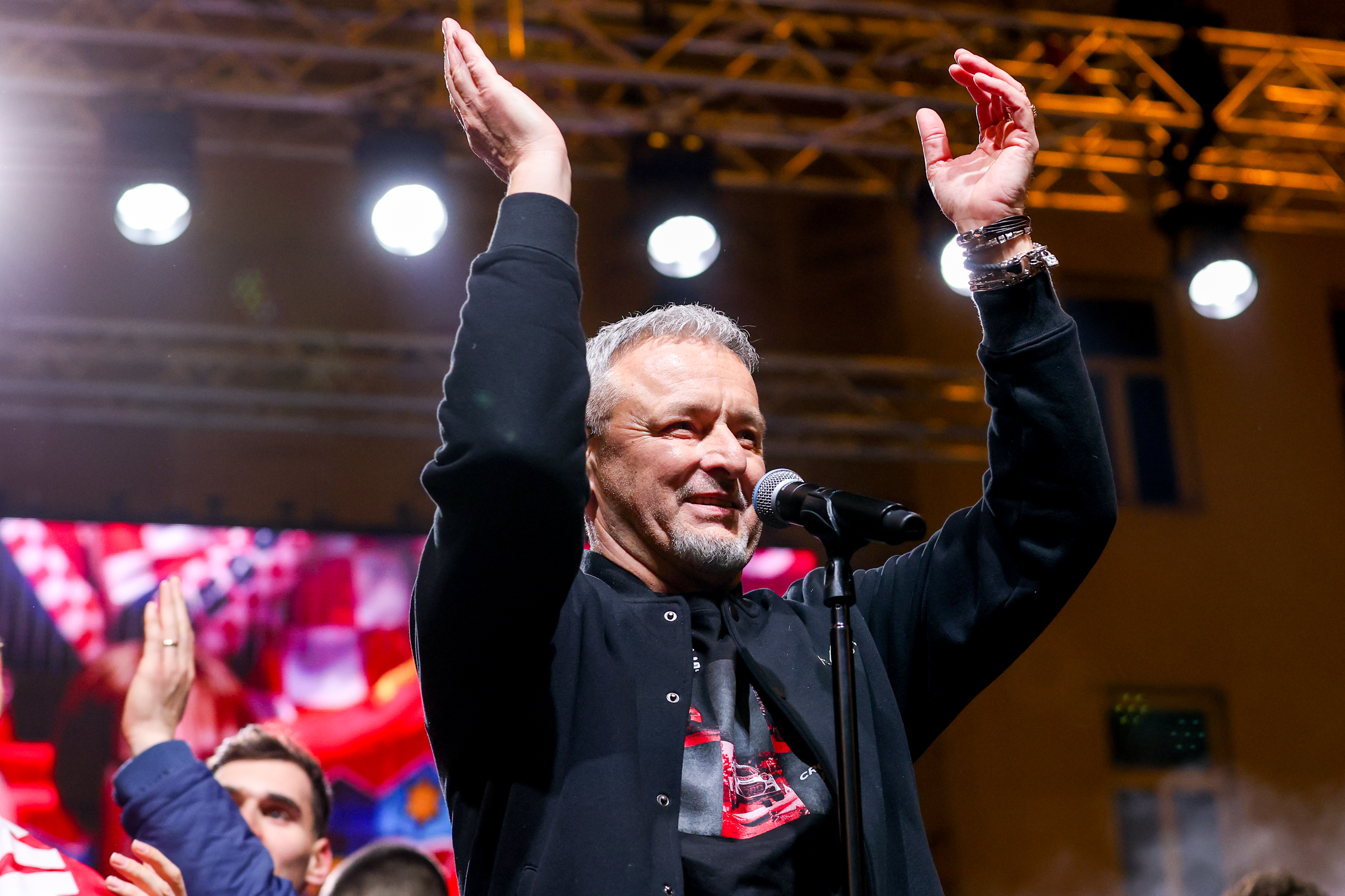 Thompson prijavljen Tužiteljstvu BiH zbog ZDS-a i podignutih desnica na koncertu