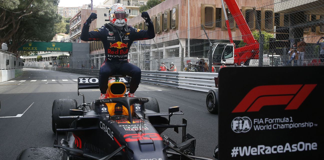 Verstappen slavio u Monacu i preuzeo vodstvo u ukupnom poretku, Hamilton tek sedmi