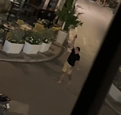 Drama u Murteru: Muškarac pucao u zrak, policija privela dvojicu