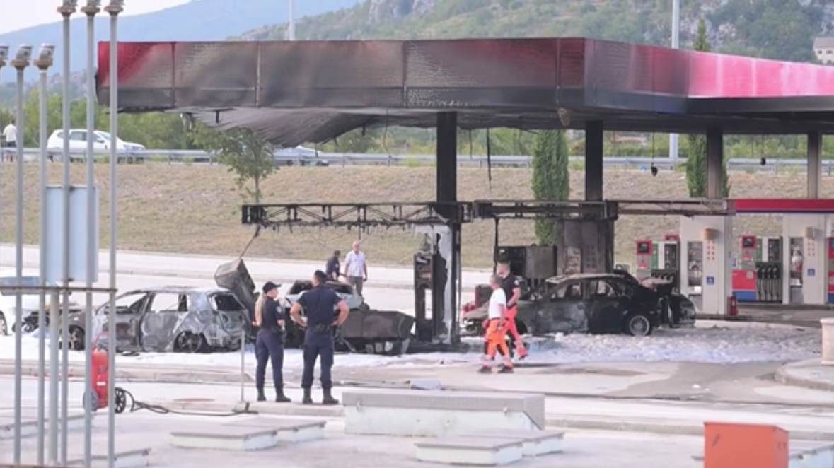 Tragedija na A1: Očevidac sumnja na zdravstvene probleme u trenutku nesreće, vidio kako je vozač bio naslonjen glavom na volan