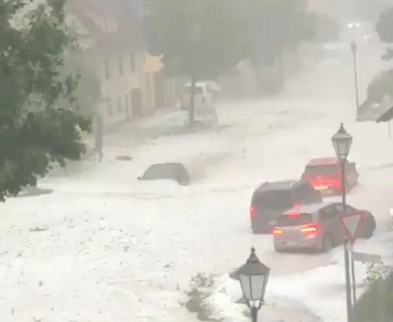 Njemačku, Francusku i Švicarsku poharalo olujno nevrijeme (VIDEO)