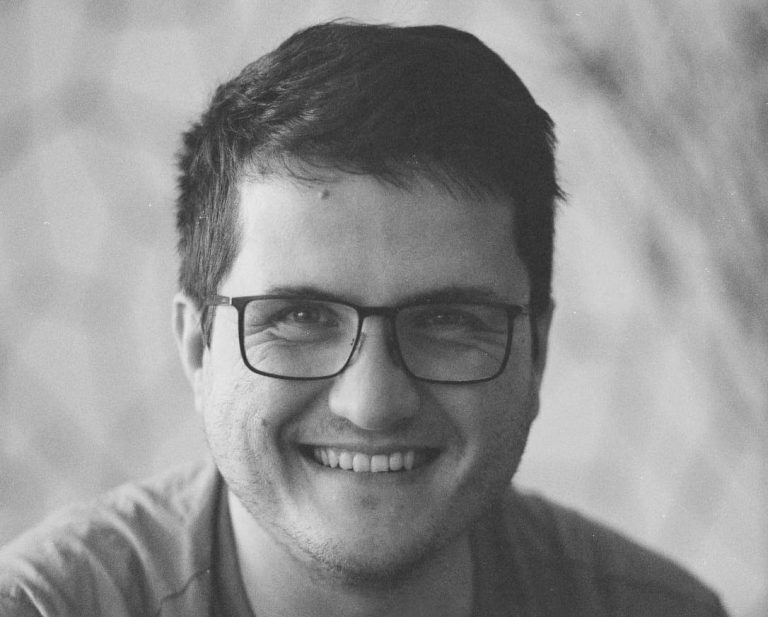 Dossier (2/4): Kako je nekompetentni Torbica postao autor udžbenika o povijesti 20. stoljeća?