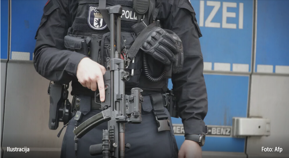 Naoružan ušao u školu? Velika akcija njemačke policije, specijalci blokirali cijelo područje