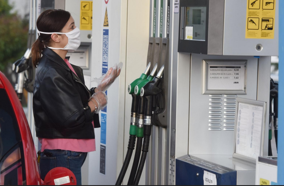 OD PONOĆI NAS ČEKAJU NOVE CIJENE GORIVA: Nema dobrih vijesti za većinu vozača