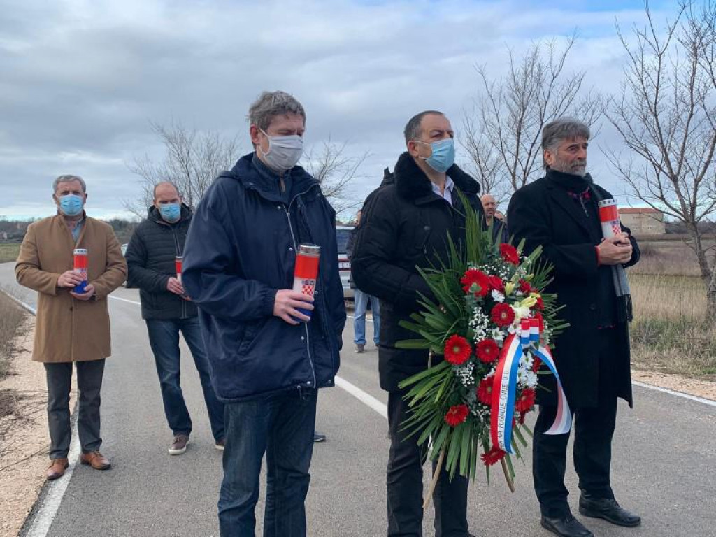Zvjerski pohod srpskih terorista: Obilježena 28. godišnjica stradanja šesnaestero civila s područja Općine Promina