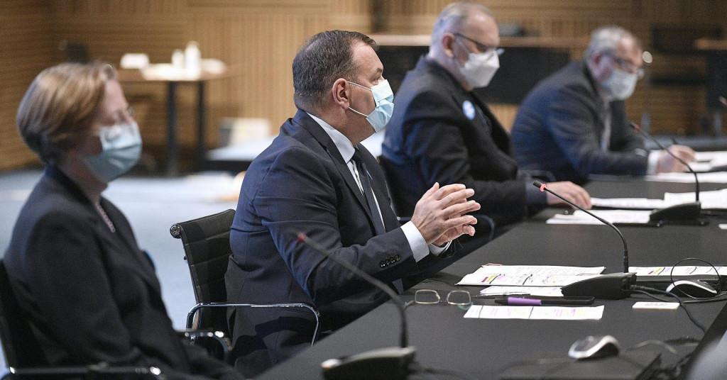 Beroš: ‘Nema popuštanja. Pa pogledajte kakve su mjere na snazi u ostatku Europe, a kakve kod nas‘
