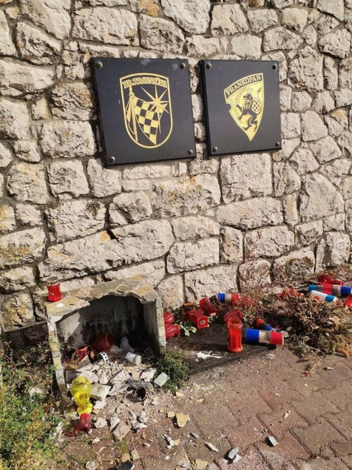 NOVI TEŽAK INCIDENT U BIH: Oskvrnut spomenik poginulim HR braniteljima, srušen jarbol s hrvatskom zastavom!