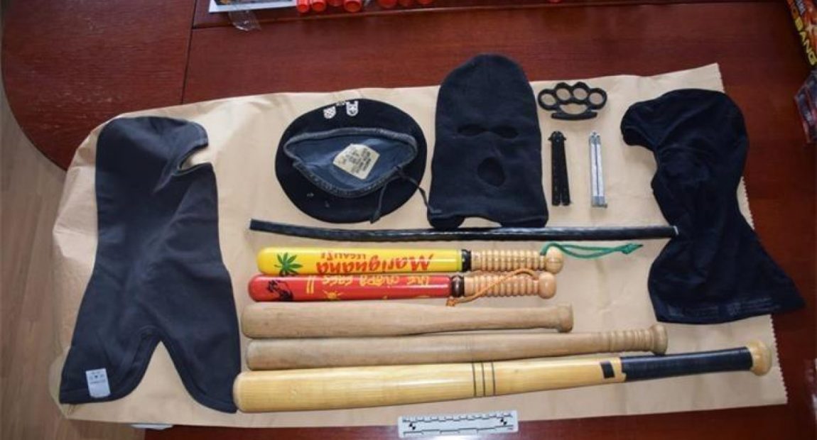 AKCIJA U SLAVONIJI! Pogledajte što je sve policija našla u pretresu uhićenih navijača