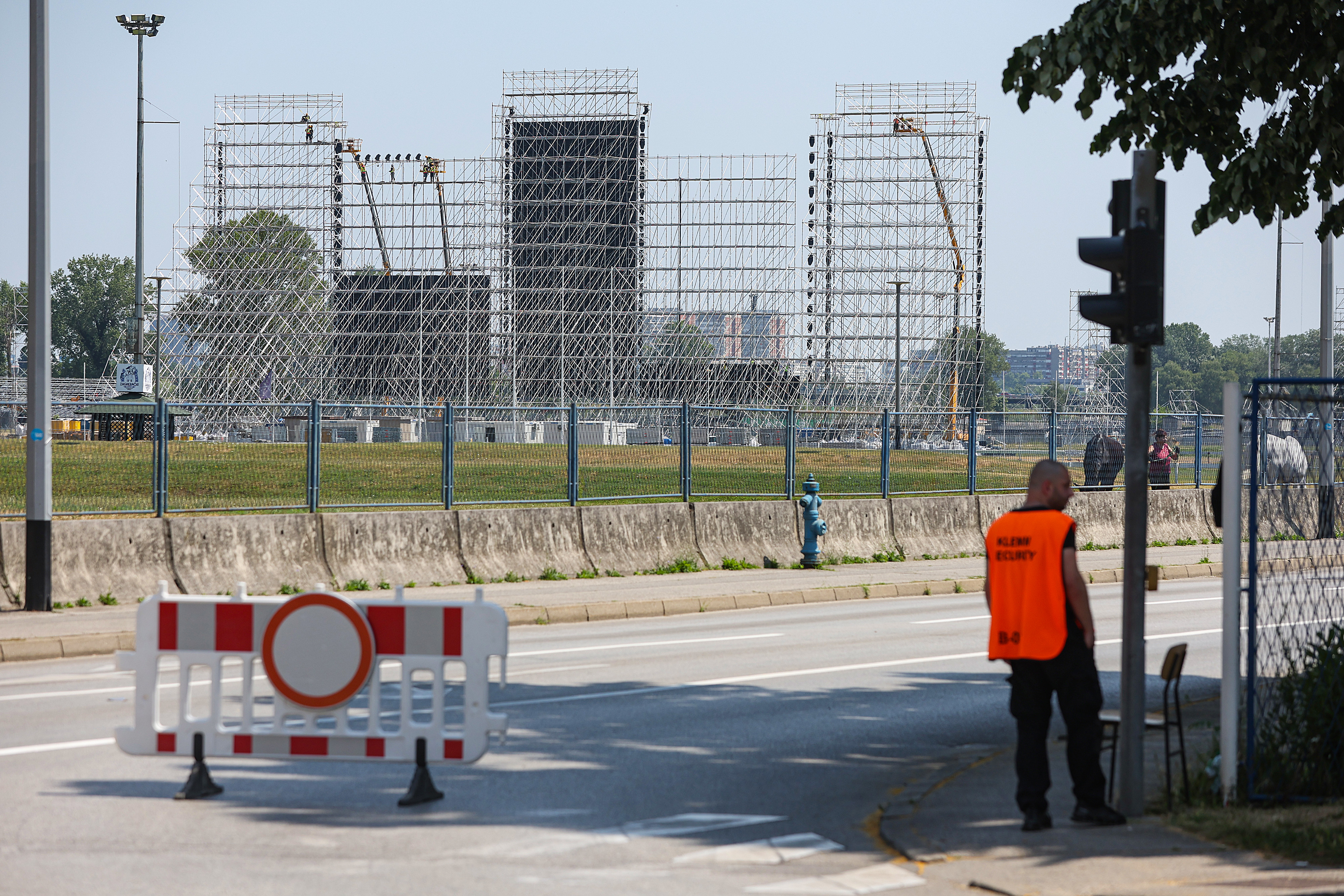 Ministarstvo poslalo apel bolnicama za Thompsonov koncert: "Oslobodite 20 posto kreveta"