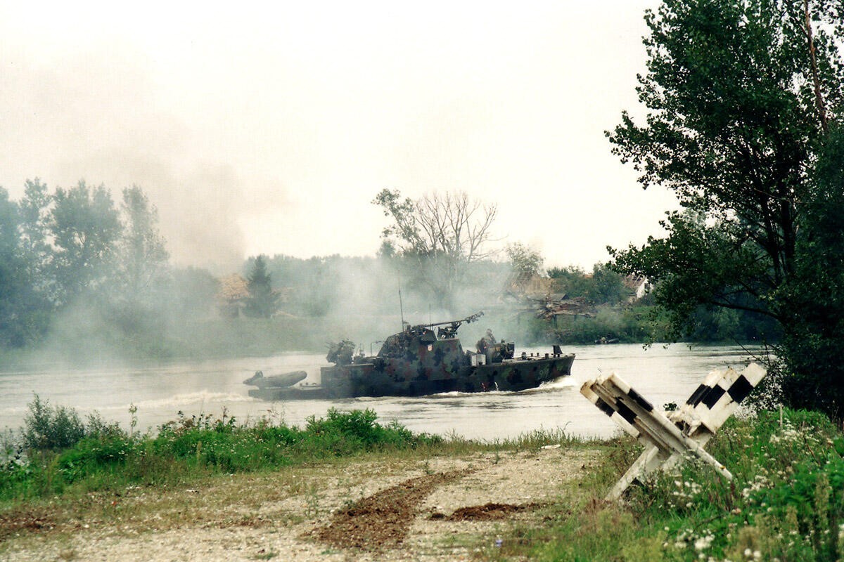 OPERACIJA "UNA '95" - JEDNA OD RIJETKIH BITAKA U KOJOJ HRVATSKA VOJSKA NIJE IZVOJEVALA POBJEDU