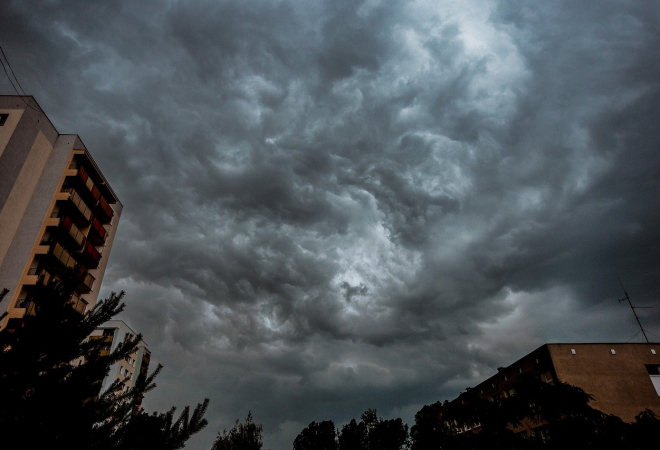 STIŽE ORKAN! CRVENI ALARM ZA HRVATSKU! Izdane upute: ‘Budite pripravni, mogli bi nestati struje!