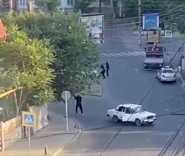 Dagestan: Naoružani napadači napali vjerske objekte i policijsku postaju