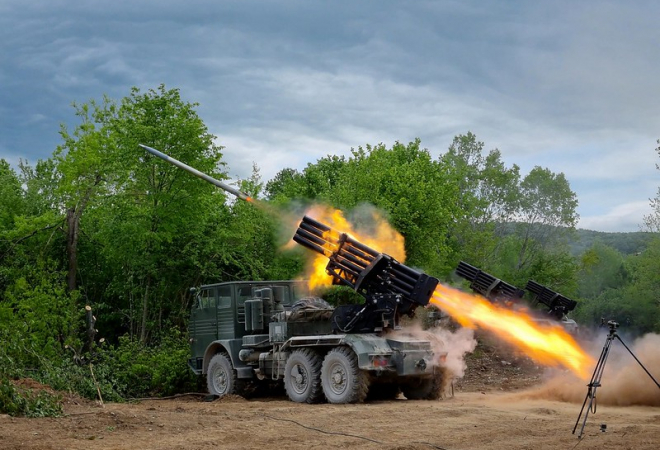 VOJSKA OBJAVILA VIDEO: Slunjem ‘drmaju’ haubice i VBR-ovi