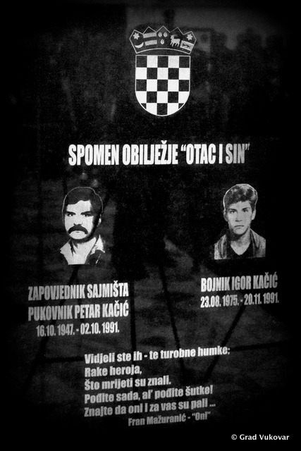 NISU ZABORAVLJENI Spomen obilježje "Otac i sin"