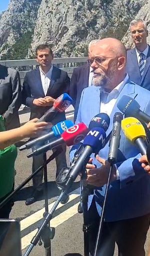 Otvoren most iznad Cetine u Omišu i obilaznica