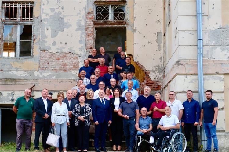 Ministar Medved najavio gradnju Braniteljskog centra u Pakracu: "S istim zajedništvom kao 1991."