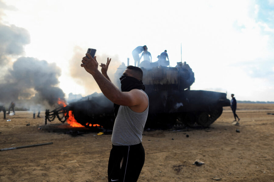 Mobilizacija u Izraelu, izbio je rat: Palestinci upali u državu, ubijaju ljude na cesti