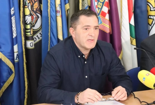 Bivši logoraš nešto poručio Jakovu Jozinoviću: ‘Evo ti pa pročitaj’